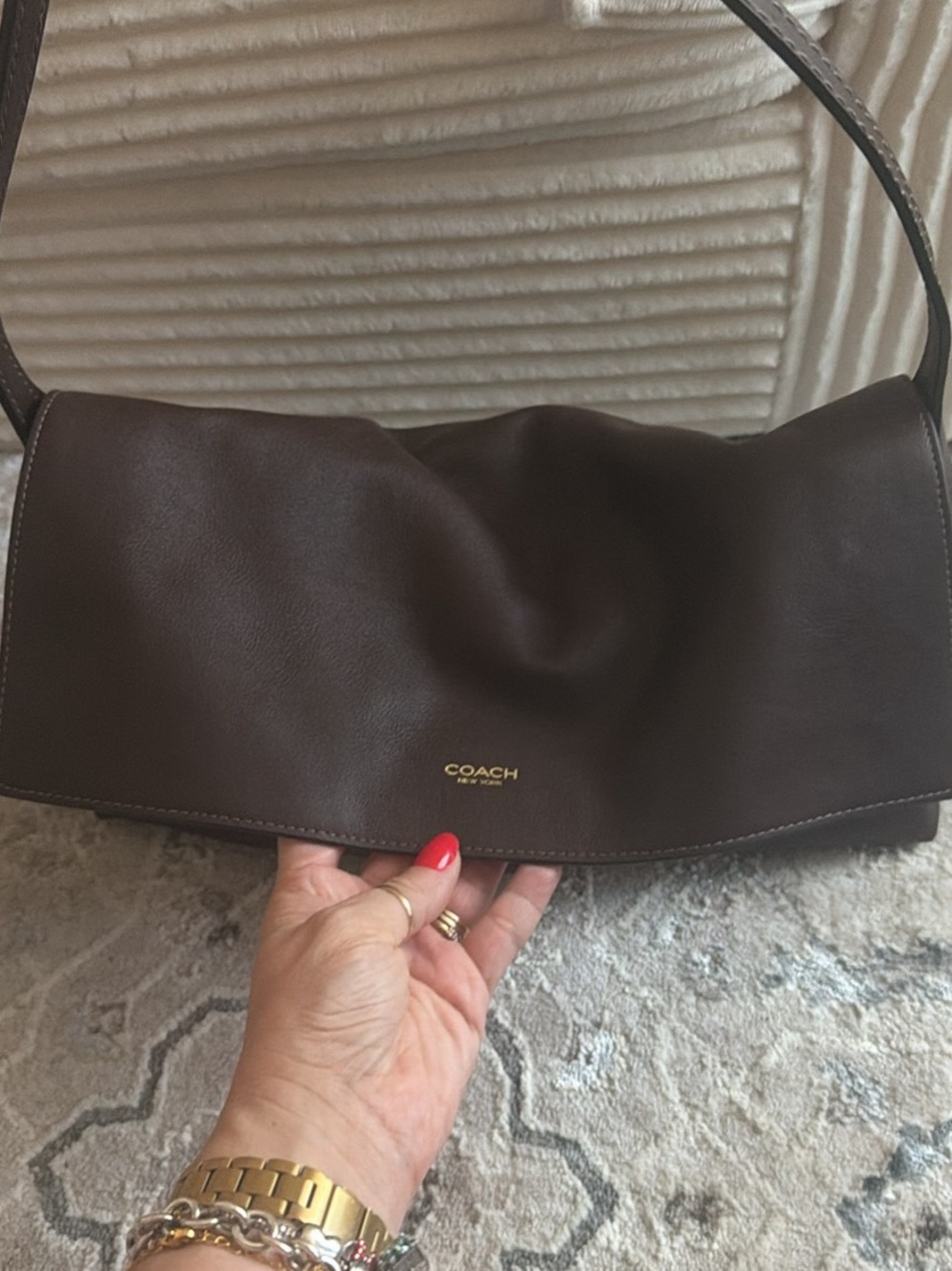 Coach Dark Brown Leather Shoulder Bag with Gold Logo - Picture 6 of 6